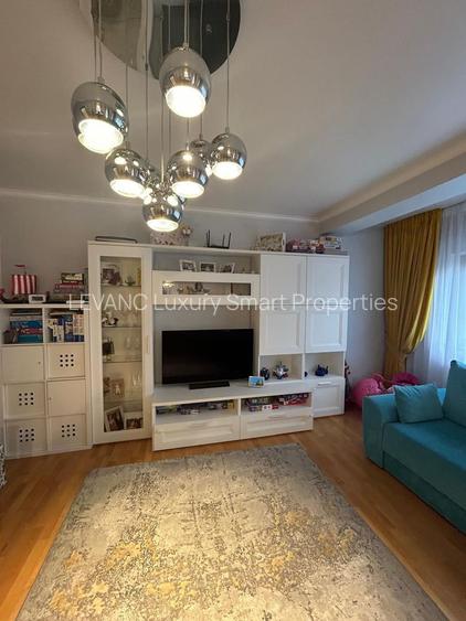 VILĂ TIP DUPLEX – ELEGANȚĂ,  ȘI CONFORT - 3