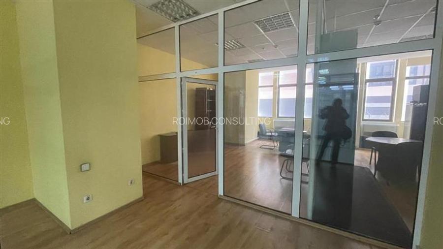 Spatiu birou, 2 camere - 4