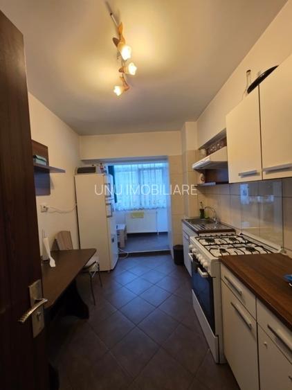 Etaj 1-Tg.Cucu-Pod de Fier -2 Camere Decomandat 72mp-bloc 86' - 7