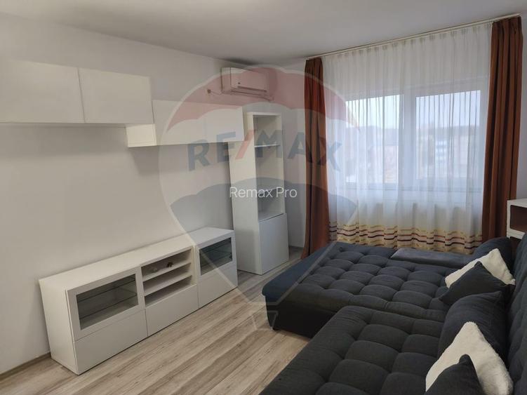 Apartament cu 2 camere de vanzare in zona Soarelui - 2
