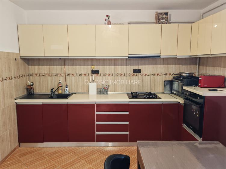 Casa 8 camere mobilata si utilata RASNOV - 20