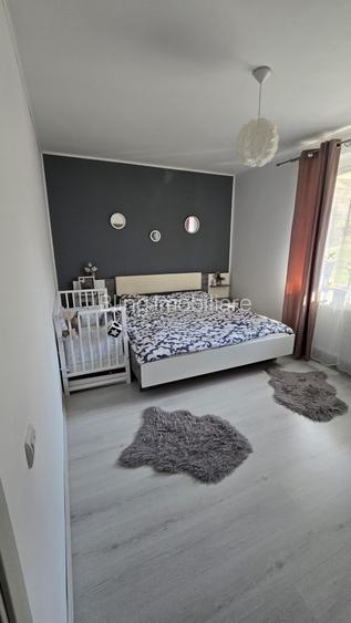 Apartament cu 3 camere, 59 mp, balcon, zona Teilor - 6