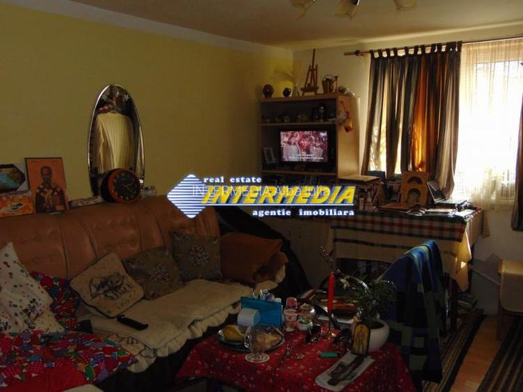 CASA 6 CAMERE I DE VANZARE I CENTRU I PRETABILA CABINETE, GRADINITA , BIROURI I - 6