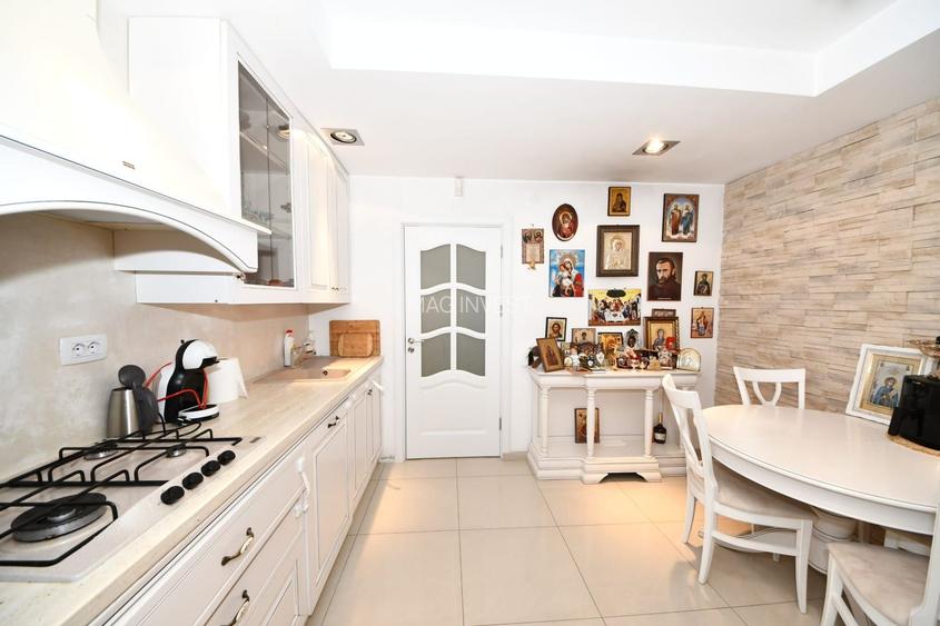 De vanzare – In exclusivitate, Vila in Brates Lake - 14