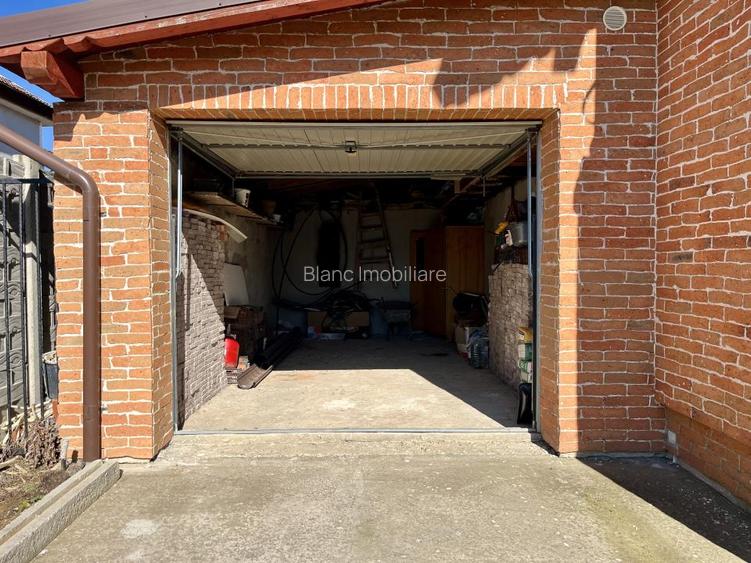 Casa 5 camere, 3 dormitoare, pret corect  - 17