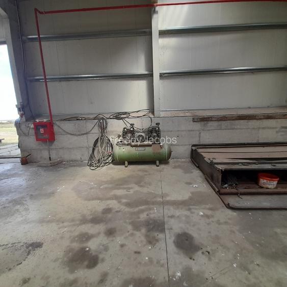 hala si deposit  in Filipesti ,Braila - 13