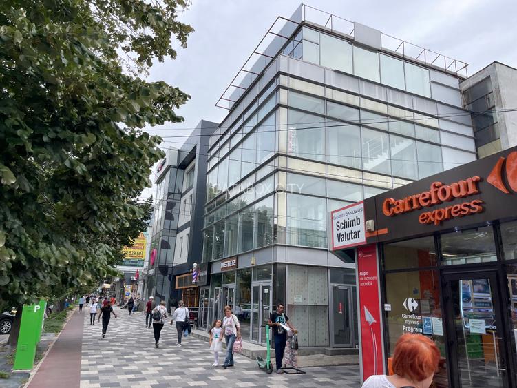 Proprietar,inchiriez  spatiu comercial deosebit,ultracentral 100 mp -vitrina270` - 19