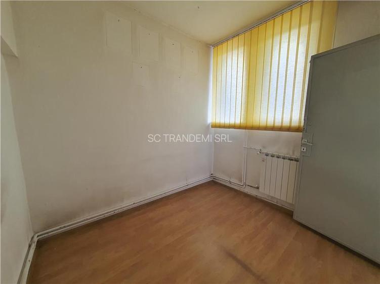 Hala depozitare/productie  830 mp, acces tir in zona Ind.Est - 12