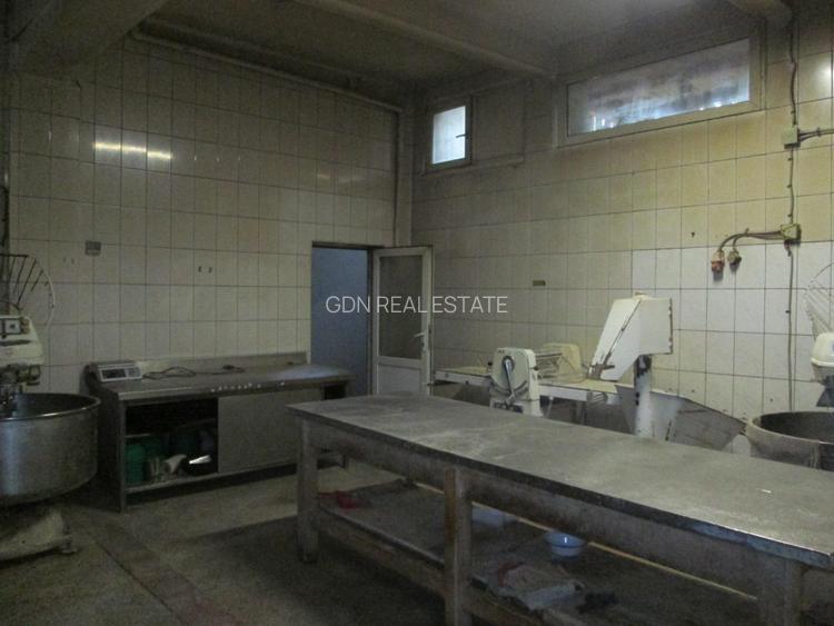 Spatiu comercial+brutarie, suprafata utila 500mp, zona centrala, Nucet - 3
