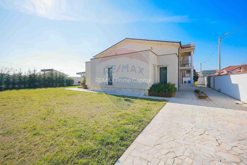 De vânzare Casă/Pensiune în zona Nufărul - Sânmartin - 53