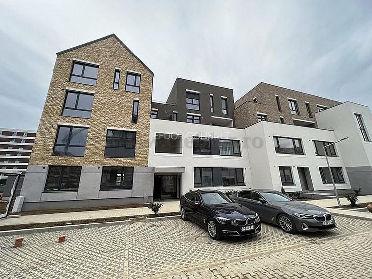 Apartament cu 3 camere de închiriat - 12