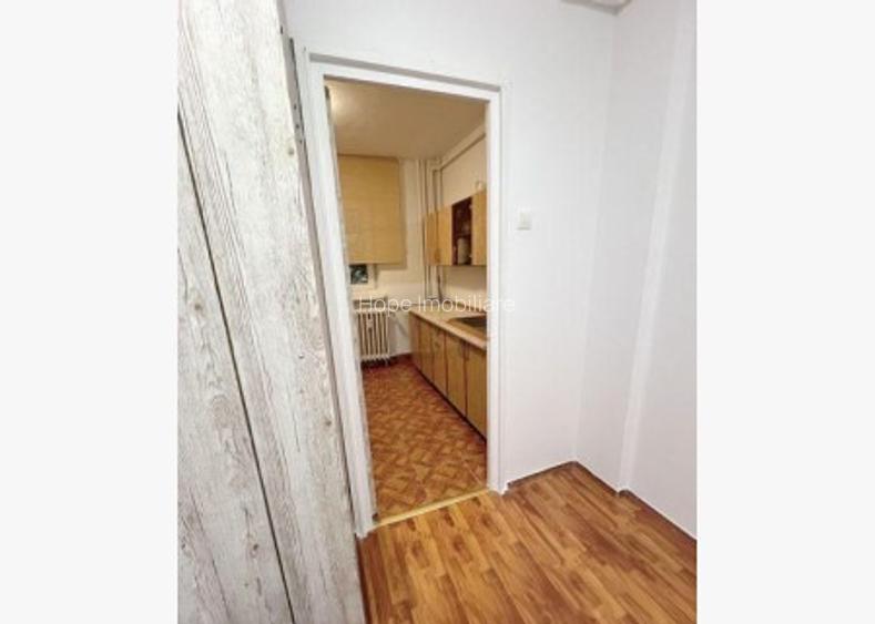 Piata Sudului-soseaua Oltenitei-apartament 3 camere - 5