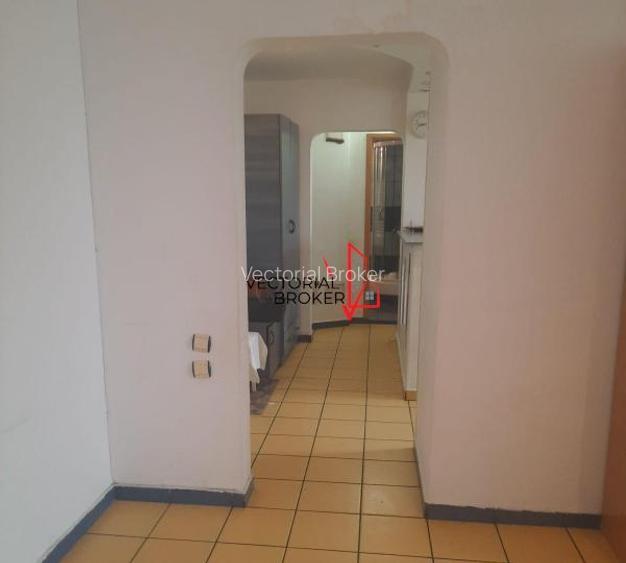 Apartament 2 camere decomandate, et. 4, bl.1982, Basarabia- Chisinau - 5
