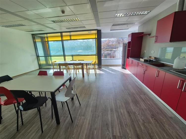 Spatii de birouri de inchiriat in Conect 3 BC - de la 348 mp - 6