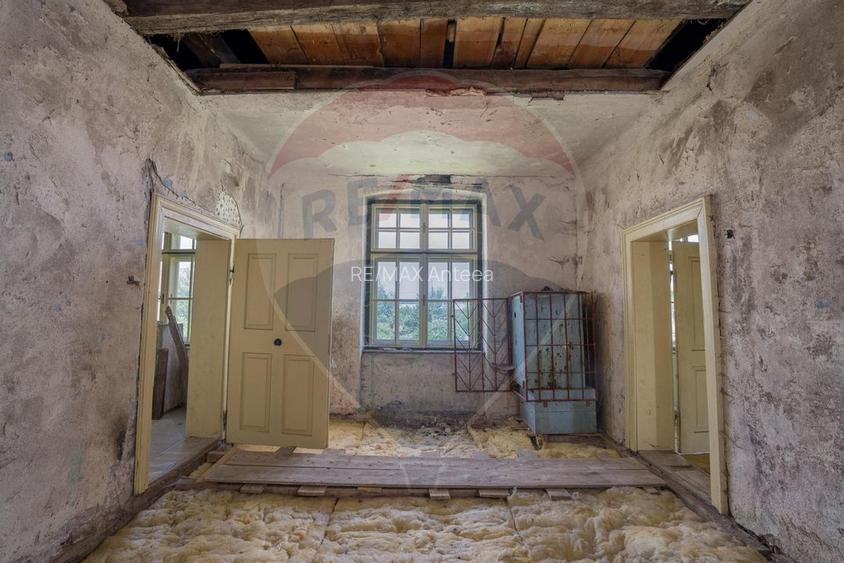 Fostă școală săsească semnată de Fritz Balthes – Bruiu, Sibiu - 14