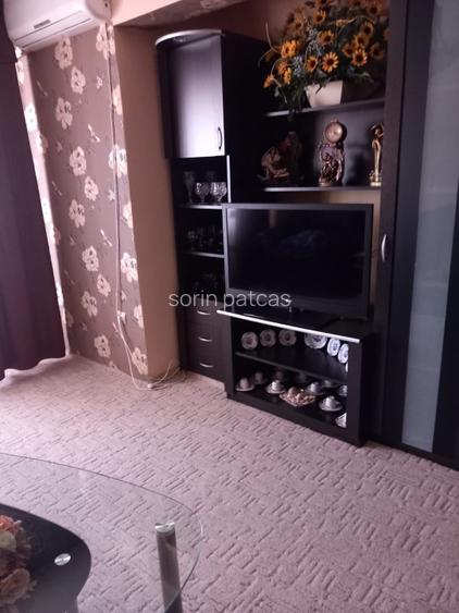 Închiriez apartament tip AN, în zona Rogerius(lângă p-ță) - 5