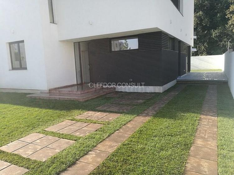 Vilă cu 6 camere langa padurea Baneasa - 10