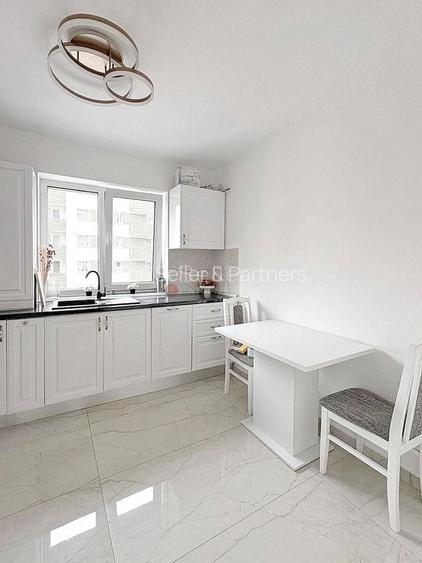 Zona Coresi Mall - 4