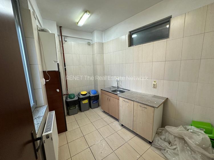 Vand clădire de birouri,cabinete. Cotroceni zona exclusivista EURO - 15