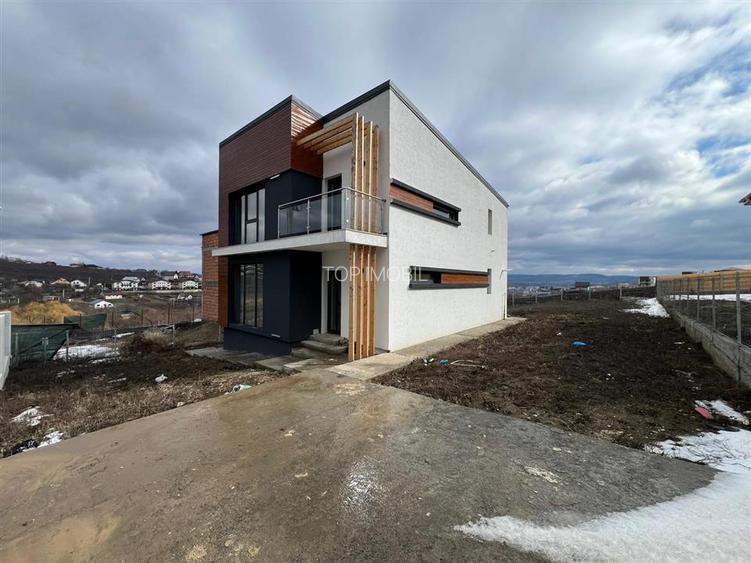 Vila FINALIZATA SI INTABULATA 4 Camere - Valea Adanca - 5 Drumuri - 15