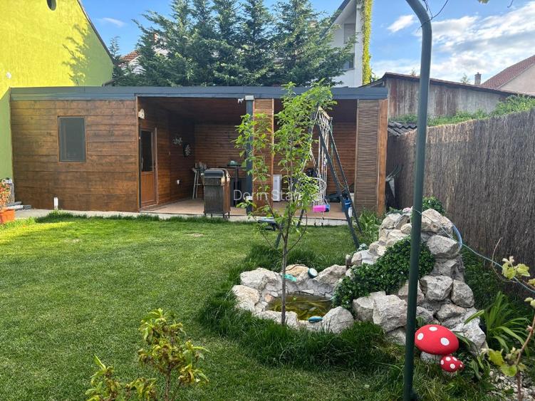 Casa de vanzare in Centrul Civic, langa Piata de Miercuri, strada Olteniei.  - 11