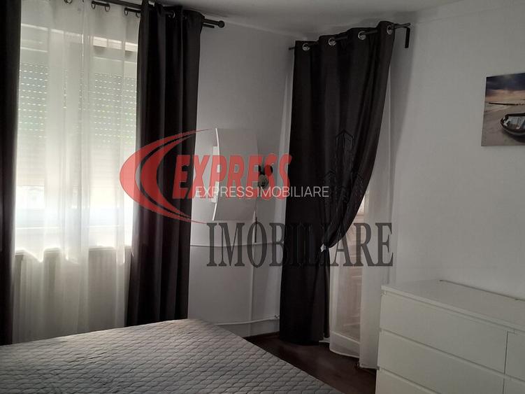 Titan, Barajul Dunarii, Piata Minis - 3