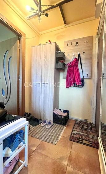 Vand apartament 2 camere zona Astra - 3