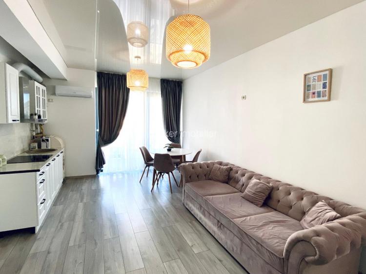 Locuinta perfecta la mare 2 camere, design elegant balcon spatios - 5