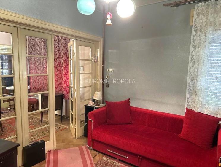 Vila D+P+E+Pod Piata Dorobanti - 2