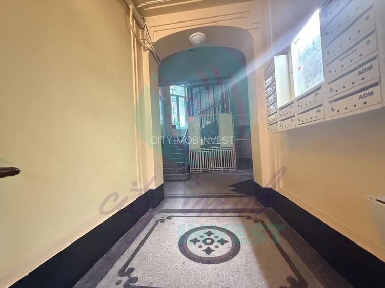 Spatiu, lumina si eleganta intr-un apartment interbelic - 18