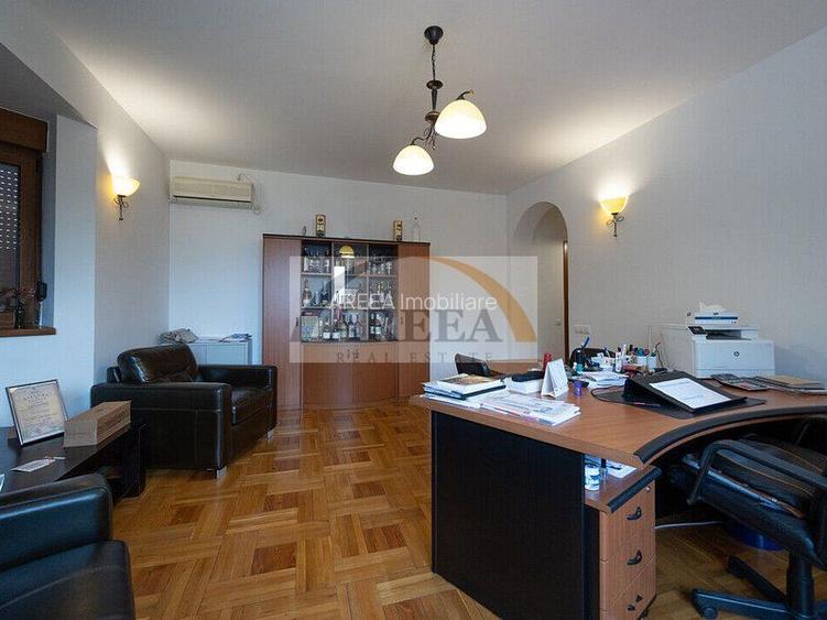 Vila cu 750 mp utili si teren de 1.480 mp in Erou Iancu Nicolae - 25