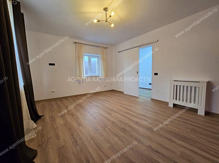 Casă renovată, zonă centrală, singur in curte. Doar 99000 euro! - 7