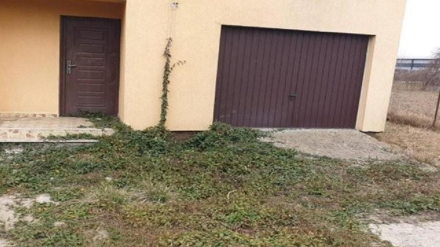 LETEA VECHE - Bacau, Vila P+M cu teren 400 mp