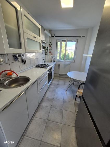 Apartament 2 camere la vanzare