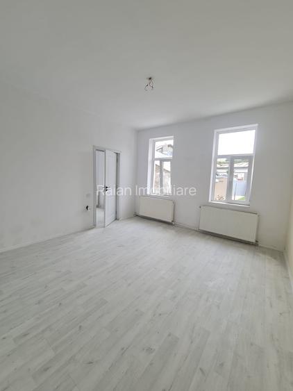 Vanzare casa regim parter, in Galati, langa Spitalul CFR, sup. teren 170mp - 10