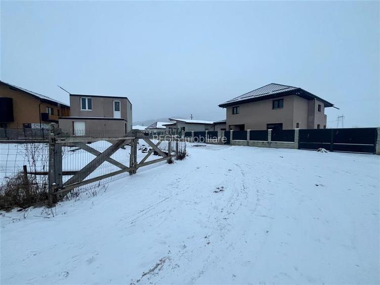 OPORTUNITATE TEREN INTRAVILAN CU PROIECT DE CASA, HARMAN - 4