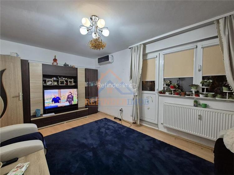 Apartament de vanzare cu 3 camere, zona Dristor - 3