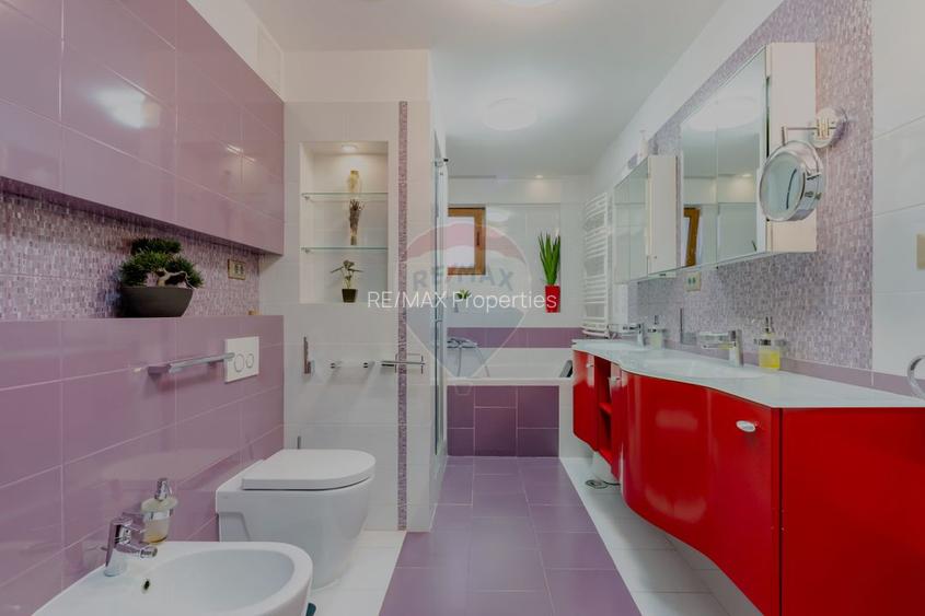 Apartament special | 137.36mp utili | 143mp utili totali | 2009 - 7