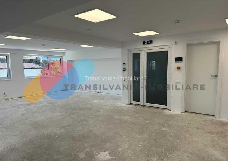Spatiu birou/ alte activitati, renovat, 177 Mp, Zona Bd. Muncii - 2