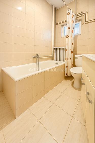 Refugiu interbelic cu 3 camere - 90 mp utili - Curte interioară - 10