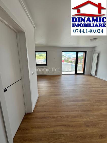 Ap. 1 cam, et. 3, 41 mp. Preț 42.148 € + TVA 21% - 3