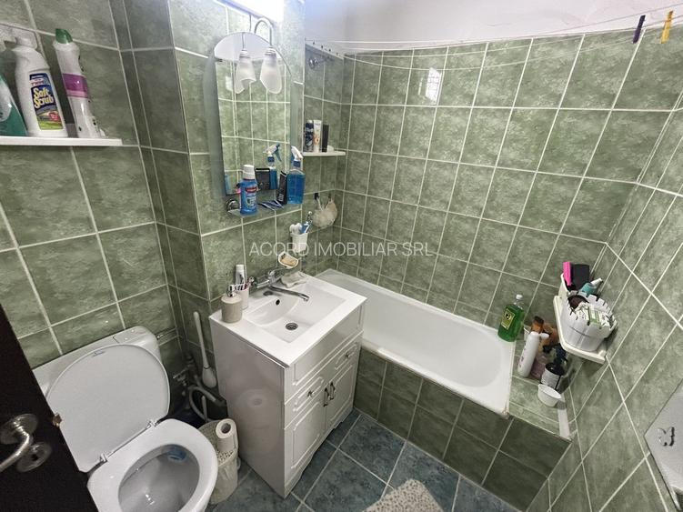 Apartament 3 camere zona Tomis II - 8