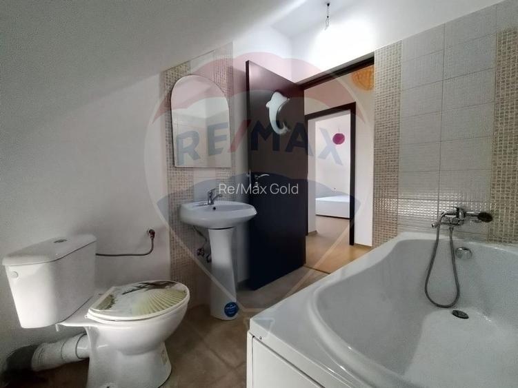 Casă / Vilă cu 4 camere la 25 min de Piata Victoriei - Tartasesti - 12