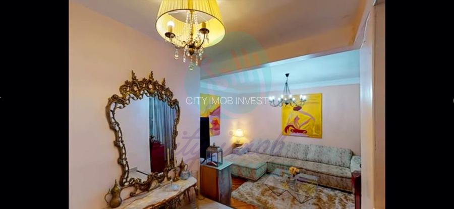 Casa - ideal investitie Piata Unirii - Mantuleasa - 12