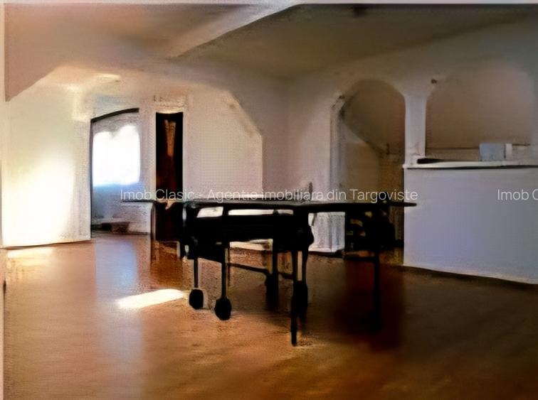 Vanzare spatii comerciale parter si zona rezidențială etaj - 10