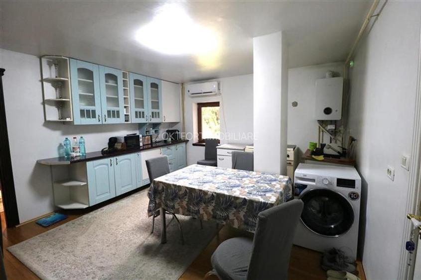 Apartament 2 camere , centrala proprie , zona Lunei - 6