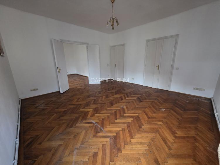 🏛️Oportunitate de investitie – Vila Ultracentrala strada Paris - 17