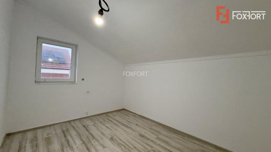 Duplex cu 4 camere, Parter + Mansarda, zona Sanandrei - 13