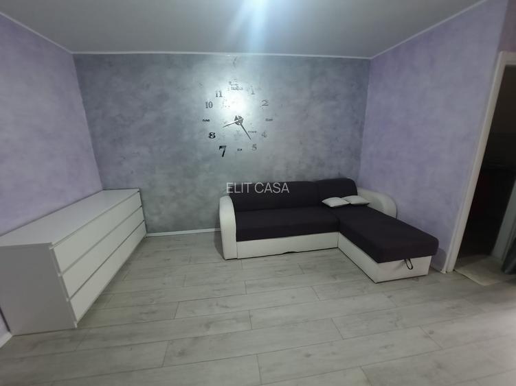 Apartament cu o camera decomandat, etajul 2/9, zona Tatarasi - 5