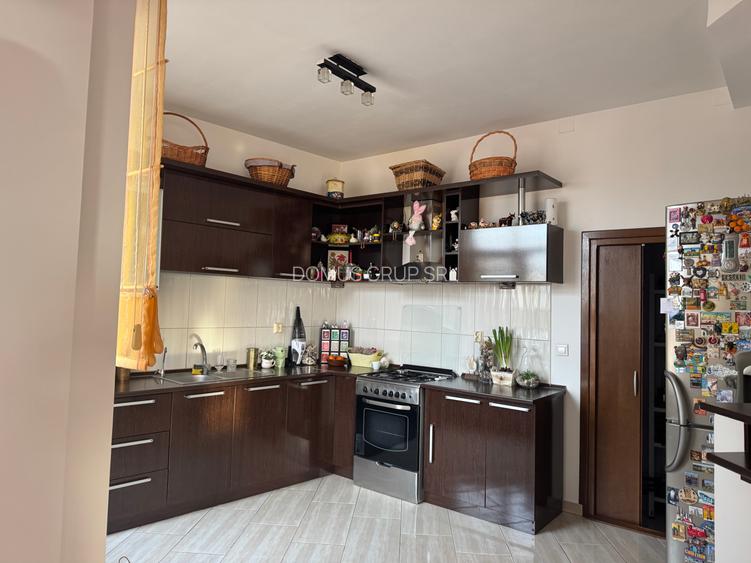 Apartament cu 3 camere ultracentral etajul trei - 3
